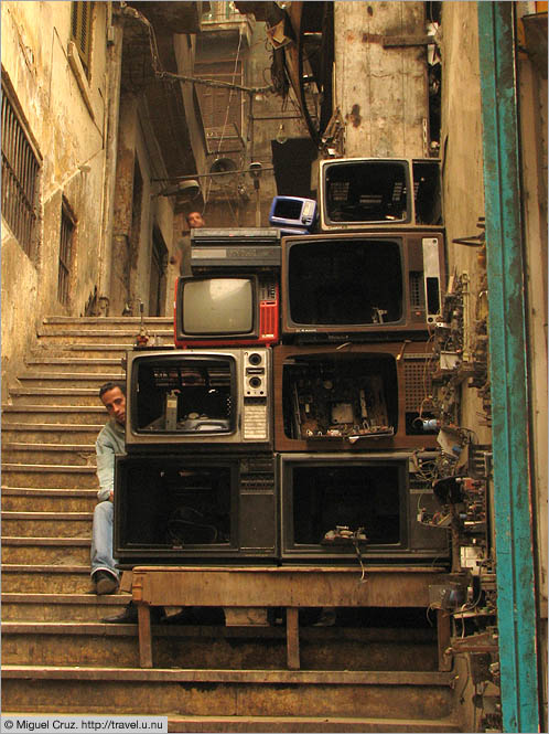 Egypt: Cairo: Disemboweled televisions