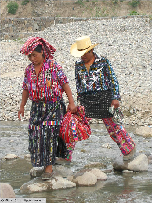 Guatemala: Panajachel: Watching their step