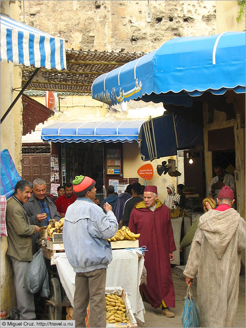 Morocco: Fes: Typical street commerce