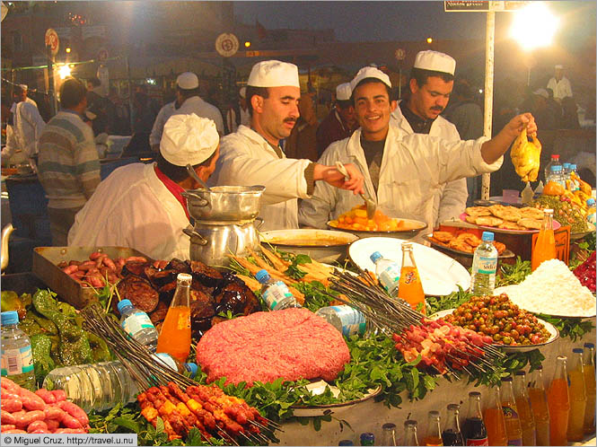 Morocco: Marrakech: Eager restauranteurs