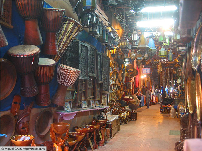 Morocco: Marrakech: Handicraft overload