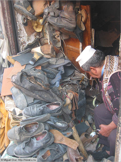 Morocco: Marrakech: Cobbler's backlog