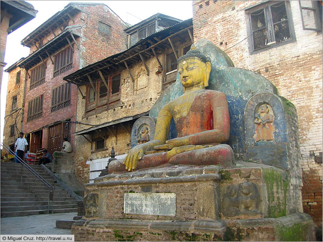 Nepal: Kathmandu: Neighborhood Buddha